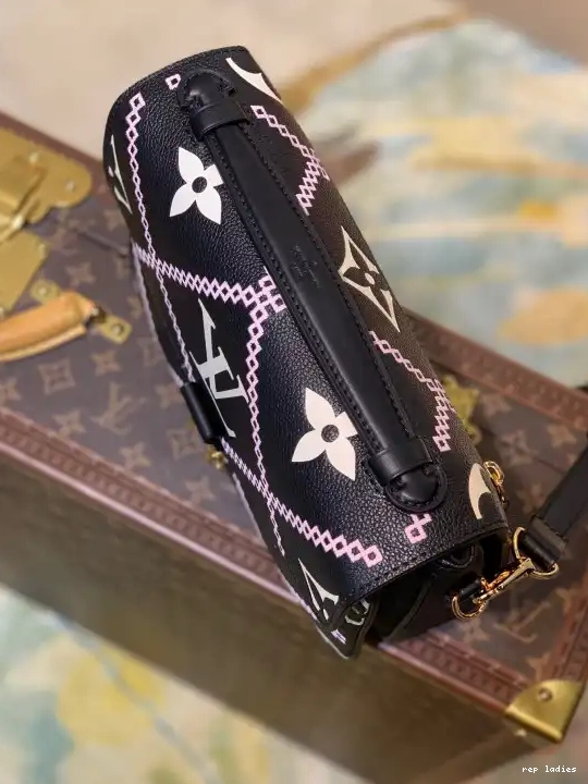 Cheap POCHETTE LOUIS VUITTON MÉTIS 0529